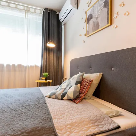 Our Place Апартаменты