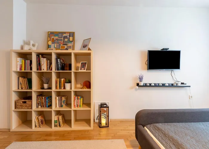 Our Place Апартаменты *